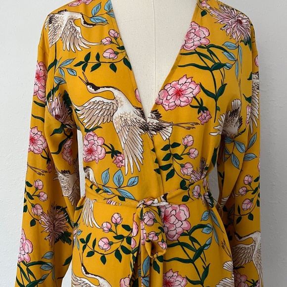 Band of Gypsies Yellow Floral Crane Bird Kimono XS Extra Small - Picture 2 of 3